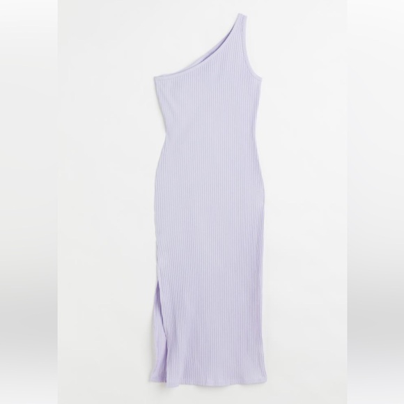 H&M - Picture 1 of 4